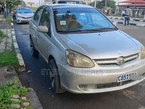Toyota Yaris 2005 Silver