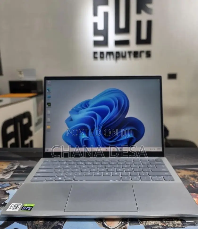 New Laptop Dell Inspiron 14 16GB Intel Core i7 SSD 512GB