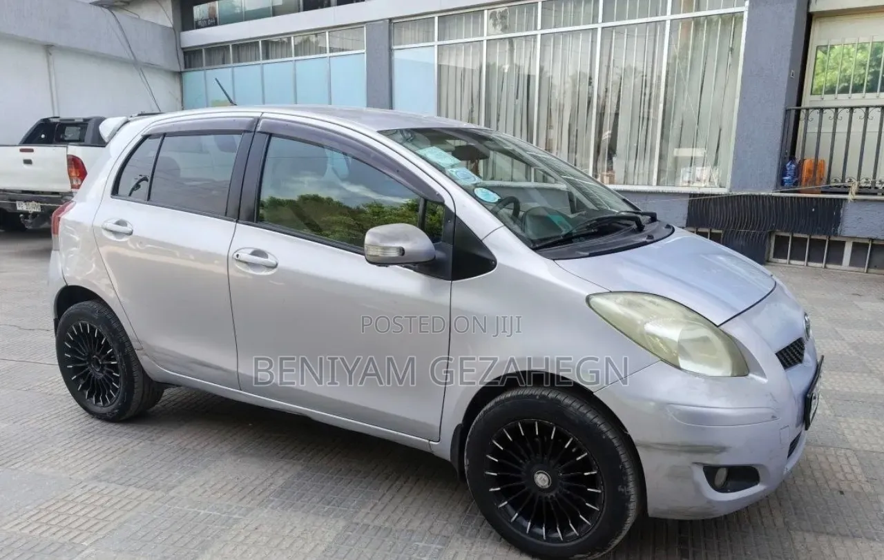 Toyota Yaris 2008