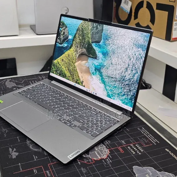 New Laptop Lenovo ThinkBook 15 32GB AMD Ryzen 7 SSD 512GB