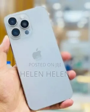 New Apple iPhone 16 Pro Max 256 GB Silver