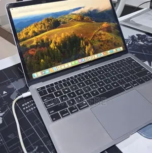 New Laptop Apple MacBook Air 2019 8GB Intel Core i5 SSD 128GB