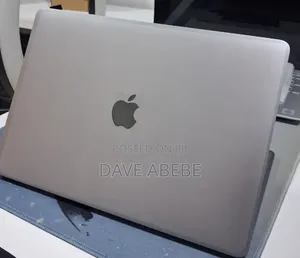New Laptop Apple MacBook Air 2019 8GB Intel Core i5 SSD 128GB