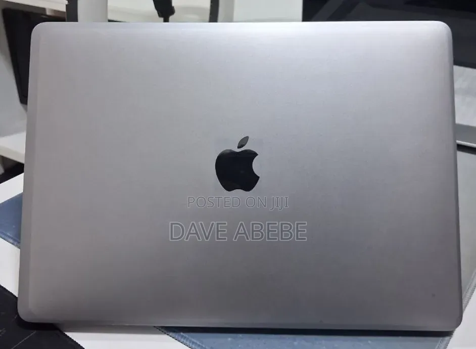 New Laptop Apple MacBook Air 2019 8GB Intel Core i5 SSD 128GB