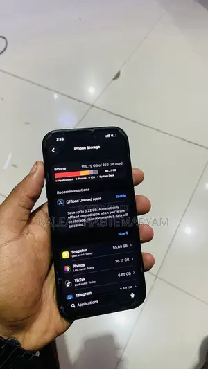 Apple iPhone 16 Pro 256 GB Black