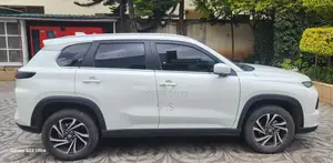 Suzuki Grand Vitara 2025 White