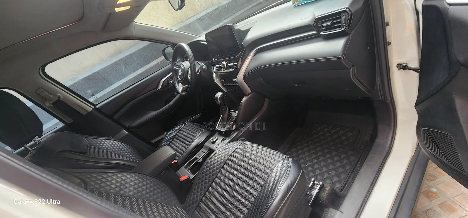 Suzuki Grand Vitara 2025 White