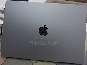 New Laptop Apple MacBook Air 2024 M3 8GB Apple M3 SSD 512GB