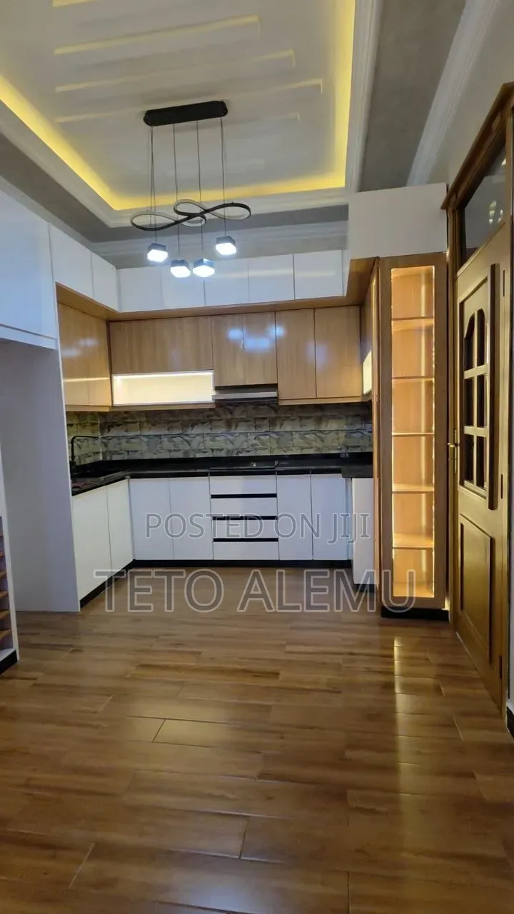 Furnished 3bdrm Villa in ቅንጡ Luxury Villa, Bole for sale