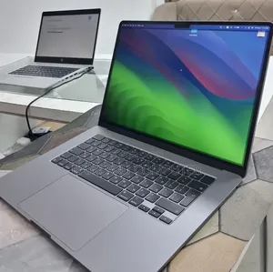 New Laptop Apple MacBook Air 2024 M3 8GB Apple M3 SSD 512GB