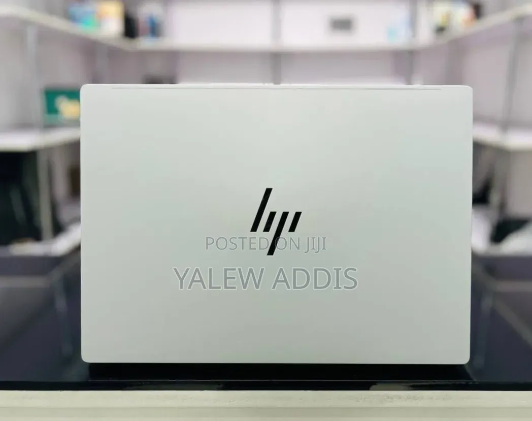 New Laptop HP 14-dq1088wm 16GB Intel Core i7 SSD 512GB