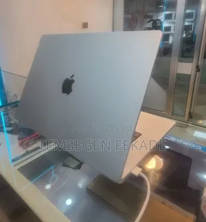New Laptop Apple MacBook Pro 2021 M1 Max 32GB Apple M1 Max SSD 1T