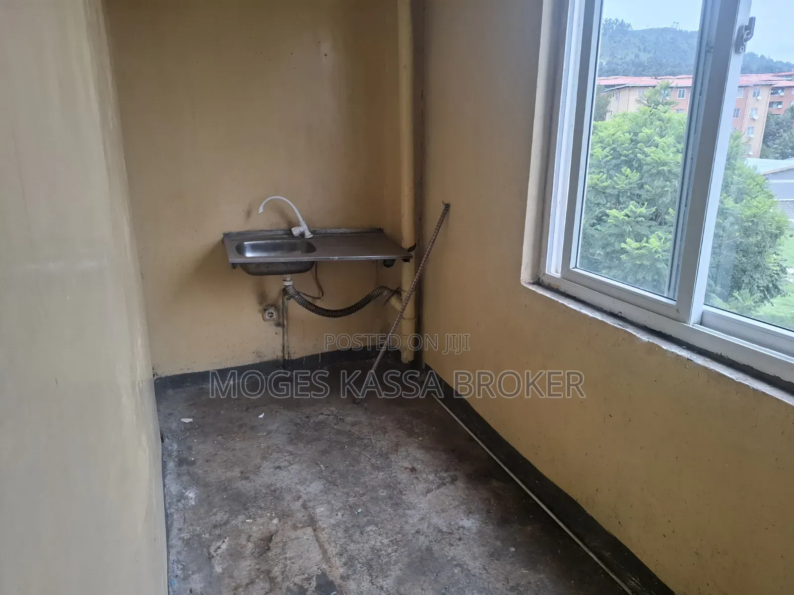 1bdrm Condo in አያት ገብርኤል ፊት ለፊት, Yeka for sale