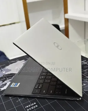 New Laptop Dell XPS 13 16GB Intel Core i7 SSD 512GB
