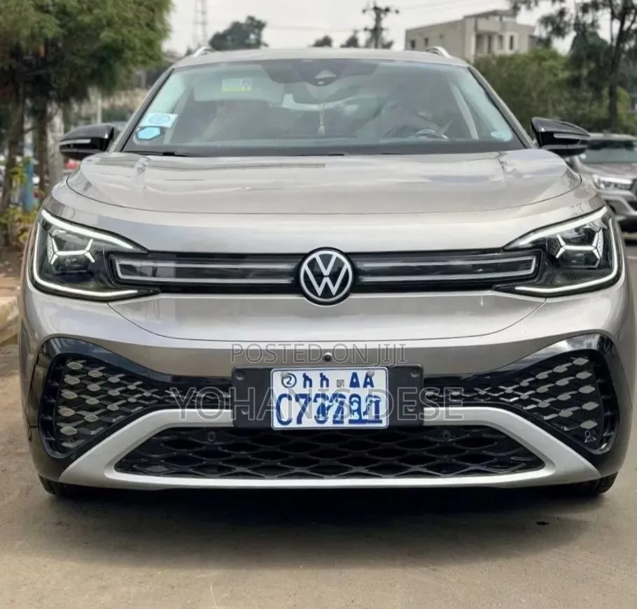 Volkswagen ID.6 2024 Gray