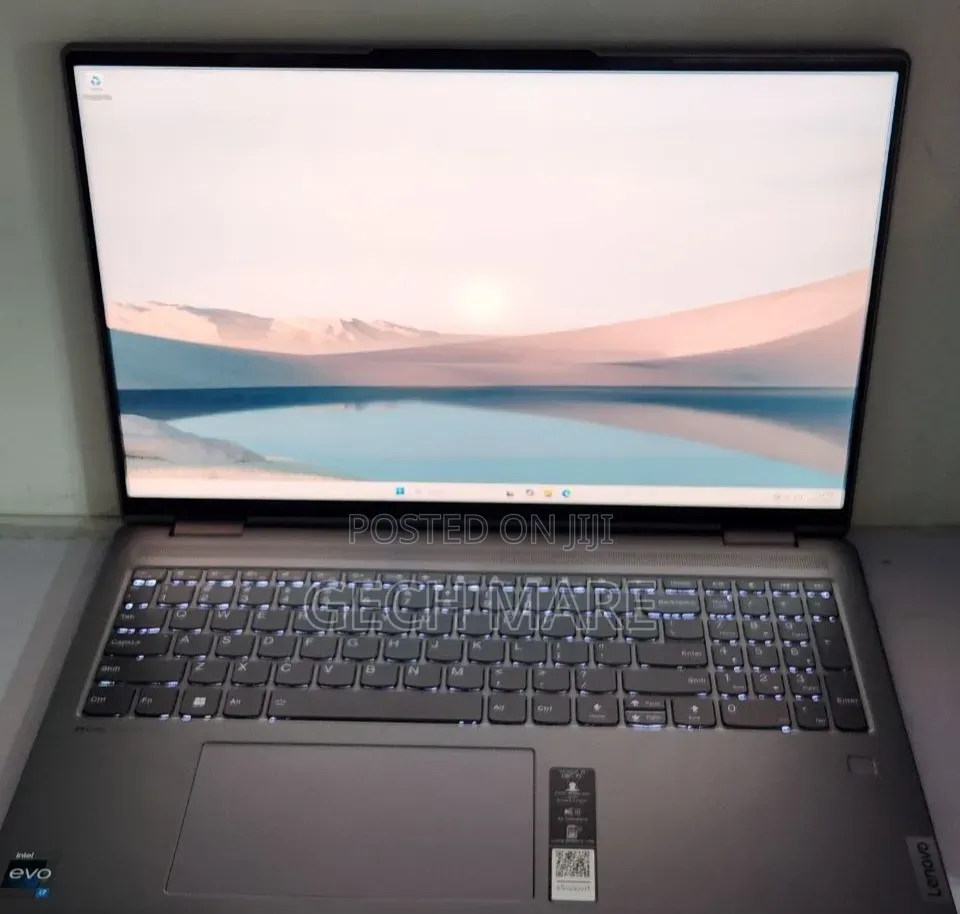 New Laptop Lenovo Yoga 7i 16GB Intel Core i7 SSD 512GB