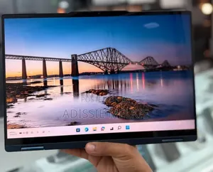 New Laptop Lenovo Yoga 7i 16GB Intel Core Ultra 7 SSD 512GB