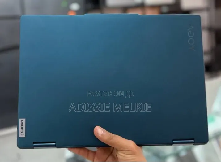 New Laptop Lenovo Yoga 7i 16GB Intel Core Ultra 7 SSD 512GB