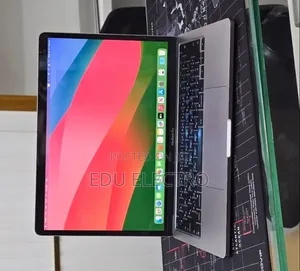 New Laptop Apple MacBook Pro 2020 M1 16GB Apple M1 Pro SSD 512GB