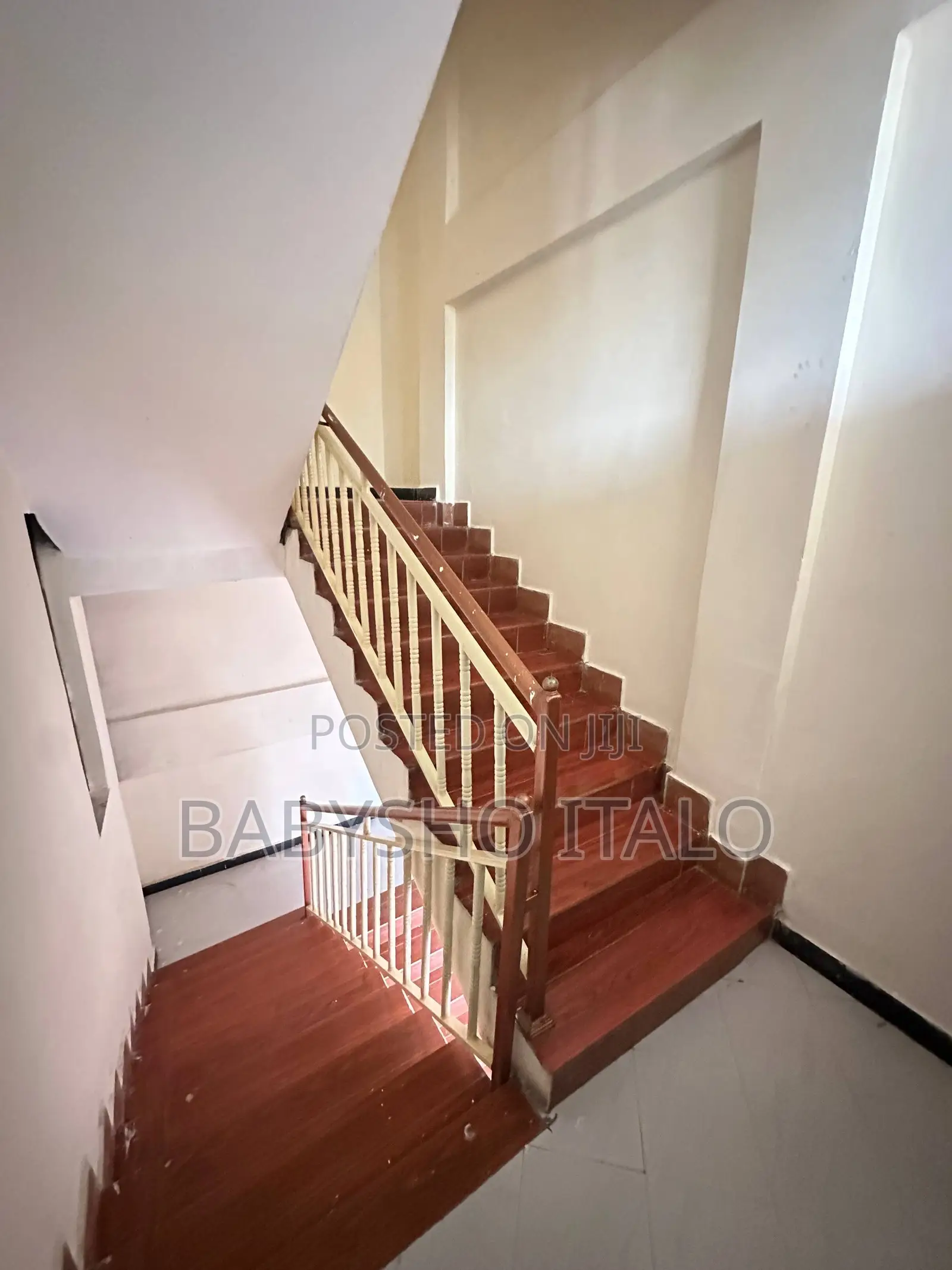 5bdrm House in Nifas Silk-Lafto for sale