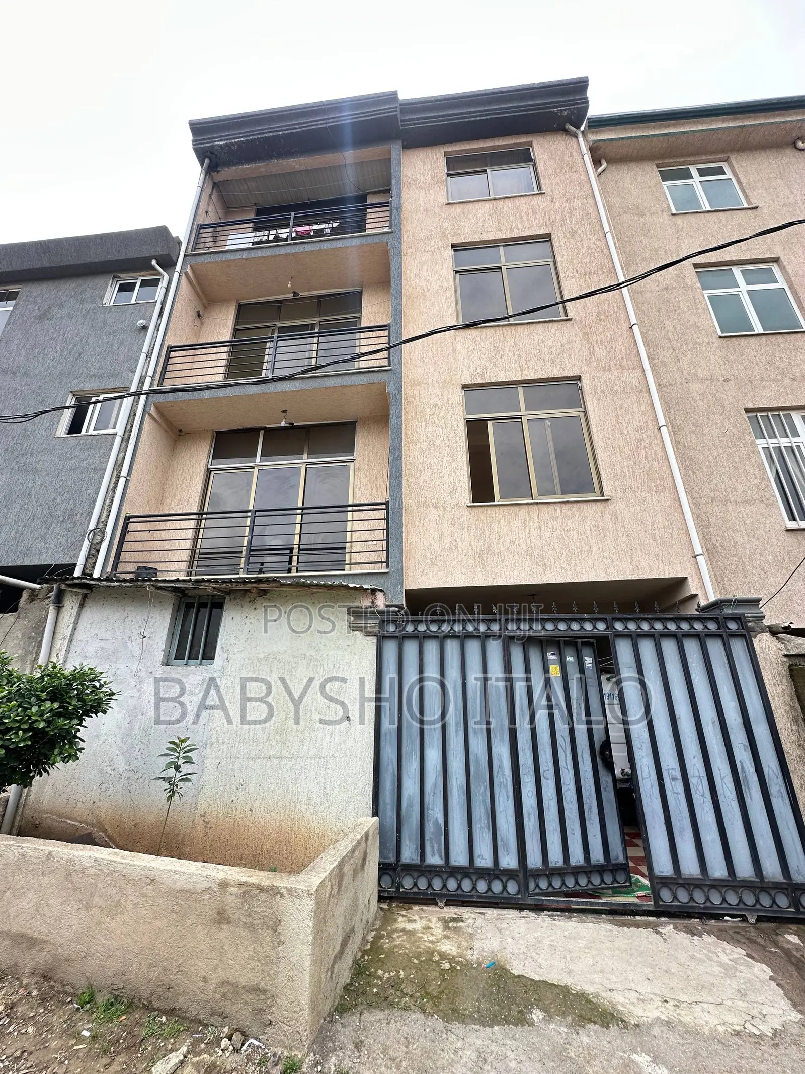 5bdrm House in Nifas Silk-Lafto for sale
