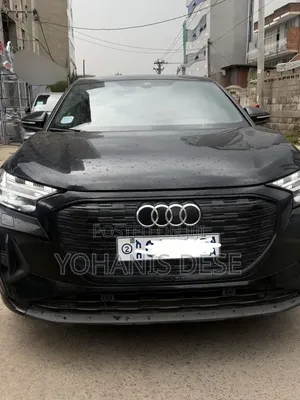 Audi Q4 e-tron 2022 Black
