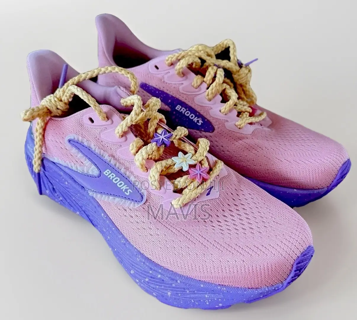 WDW 2026 RunDisney Brooks Ghost 17 Rapunzel Princess Shoes Womans