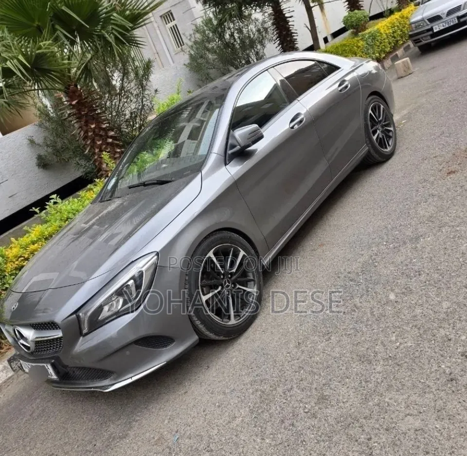 Mercedes-Benz C250 2017 Gray
