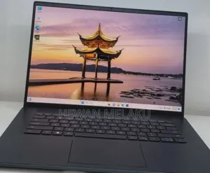 New Laptop Dell Inspiron 15 16GB Intel Core i7 SSD 512GB