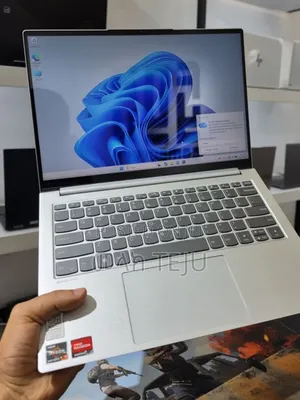 New Laptop Lenovo IdeaPad 720S 16GB AMD Ryzen 7 SSD 512GB