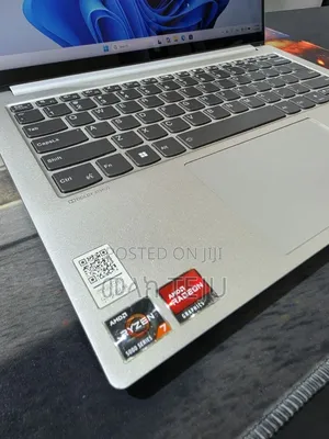New Laptop Lenovo IdeaPad 720S 16GB AMD Ryzen 7 SSD 512GB