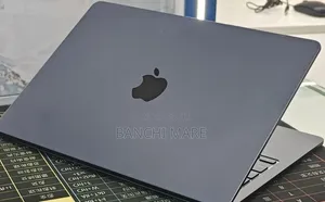 New Laptop Apple MacBook Air 2022 M2 8GB Apple M2 SSD 512GB