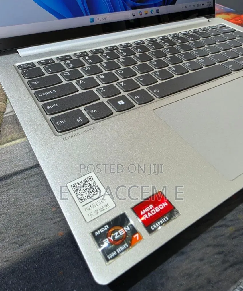 New Laptop Lenovo 16GB AMD Ryzen 7 SSD 512GB