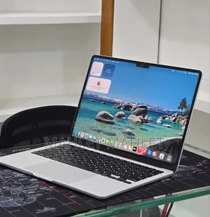New Laptop Apple MacBook Air 2024 M3 16GB Apple M3 SSD 256GB