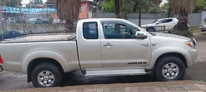Toyota Hilux 2006 Green