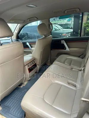 Toyota Land Cruiser 2014 Black
