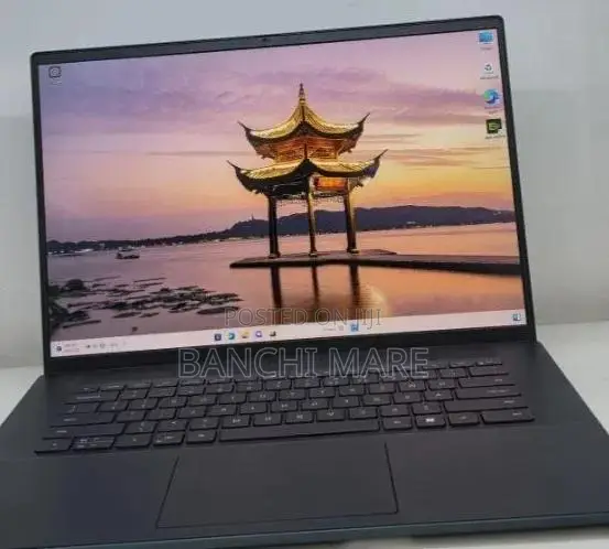 New Laptop Dell Inspiron 15 16GB Intel Core i7 SSD 512GB