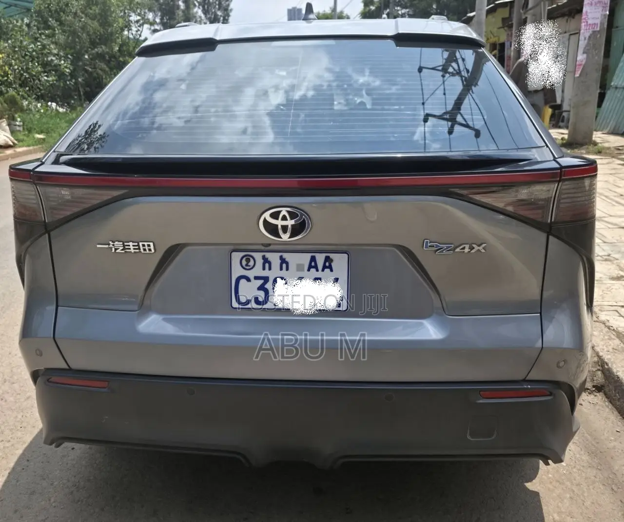 Toyota bZ4X 71.4 kWh FWD 2023 Gray