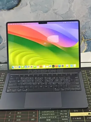New Laptop Apple MacBook Air 2023 M2 8GB Apple M2 SSD 512GB