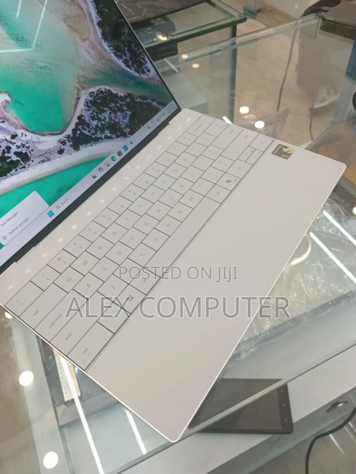 New Laptop Dell XPS 13 16GB Qualcomm Snapdragon X Elite SSD 512GB