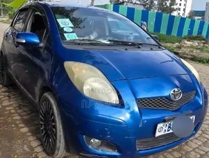 Toyota Yaris 2019 Blue
