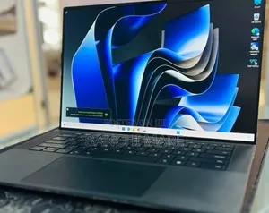 New Laptop Dell XPS 15 9500 16GB Intel Core i7 SSD 512GB