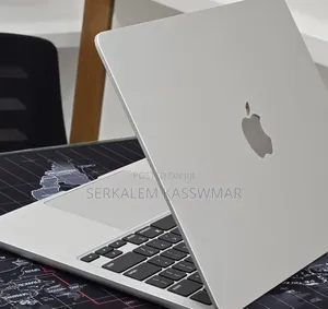 New Laptop Apple MacBook Air 2024 M3 16GB Apple M3 SSD 256GB