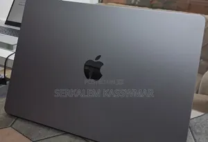 New Laptop Apple MacBook Air 2024 M3 8GB Apple M3 SSD 512GB