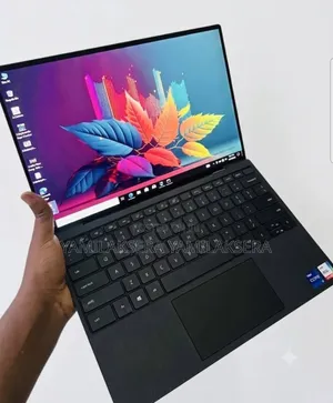 New Laptop Dell XPS 13 32GB Intel Core i7 SSD 512GB