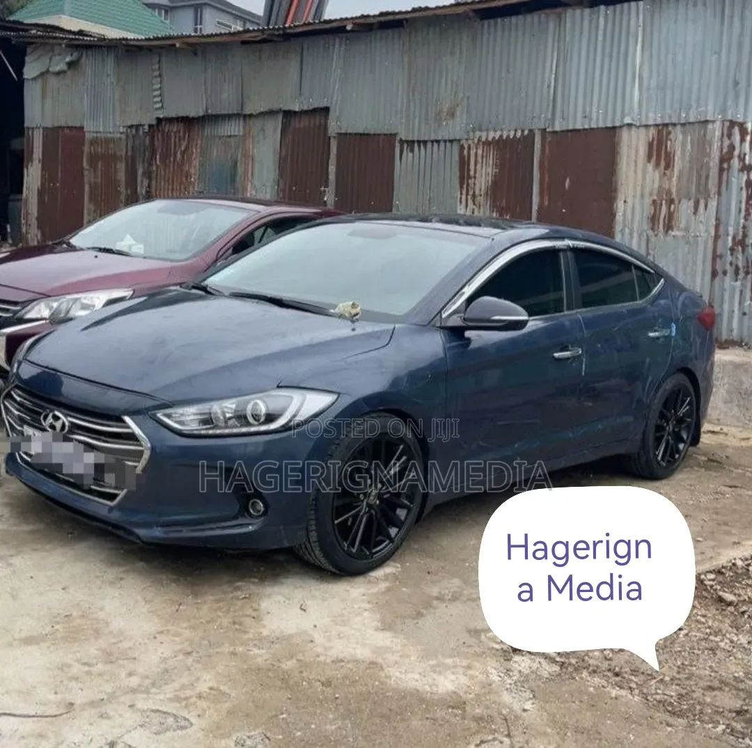 Hyundai Avante 2017 Blue