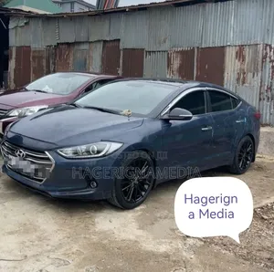 Hyundai Avante 2017 Blue