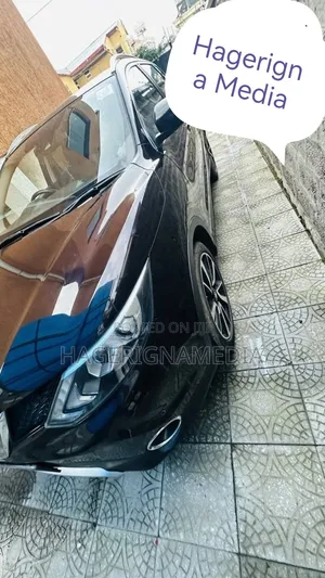Nissan Qashqai 2017 Black