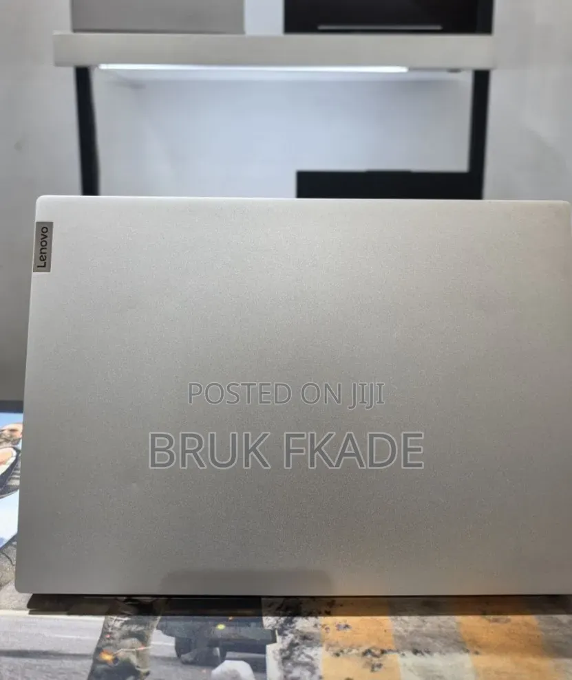 New Laptop Lenovo IdeaPad 720S 16GB AMD Ryzen 7 SSD 512GB