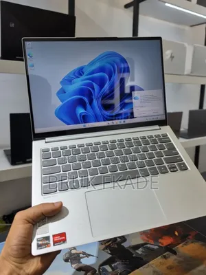 New Laptop Lenovo IdeaPad 720S 16GB AMD Ryzen 7 SSD 512GB